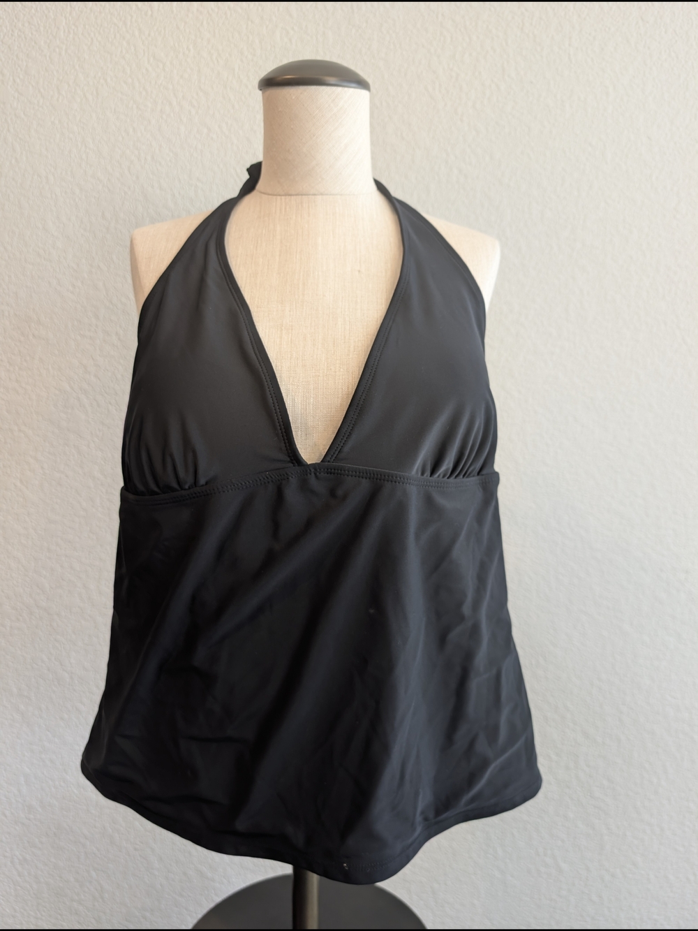 Catalina Simply Classic Black Halter Swim Top Sz 16/18